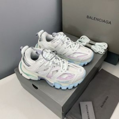 Balenciaga Glow In The Dark Track Sneakers UniseX In White
