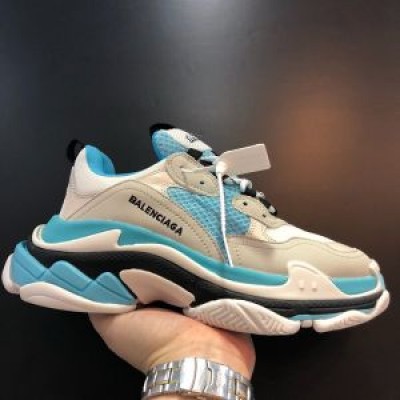 Balenciaga Triple S Sneakers UniseX In Sky Blue