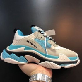 Balenciaga Triple S Sneakers UniseX In Sky Blue