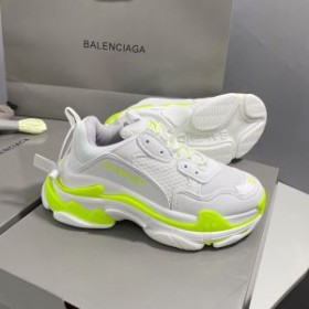 Balenciaga Triple S Sneakers UniseX In WhiteLemon